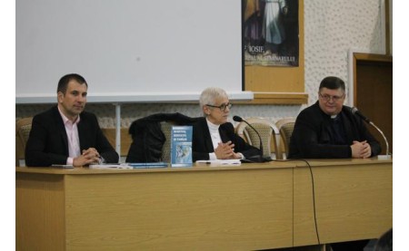 Conferința „Bioetica, educația și familia” susținută de prof. Maria Luisa Di Pietro 